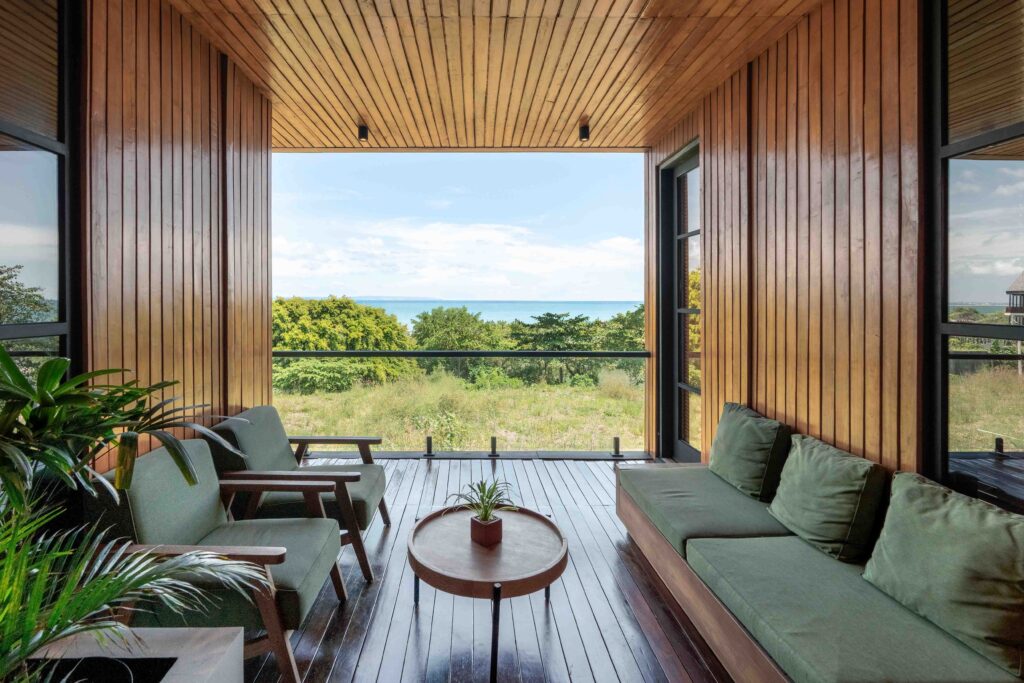Luxury villa cover